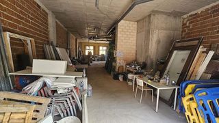 Local comercial en venta en Zona Avenida al Vedat en Torrent