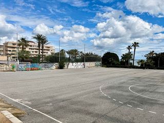 Garaje en venta en Torrelamata - La Mata en Torrevieja