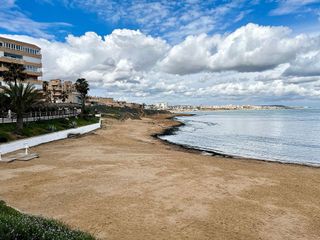Garaje en venta en Torrelamata - La Mata en Torrevieja