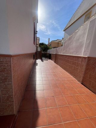 Casa pareada en venta en Puerto de la Torre - Atabal en Málaga