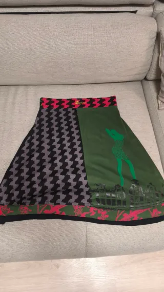 Falda Desigual Estampada