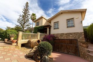 Chalet en venta en Padul