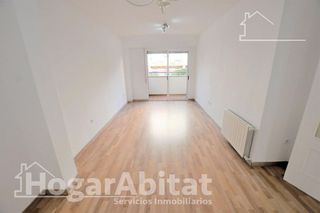 Piso en venta en L´Illa perduda en Valencia