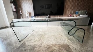 Mesa de cristal templado diseño curvo