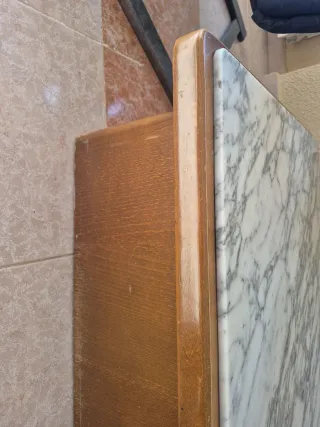 Mesa baja de salón mármol y madera