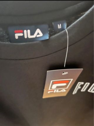 Camiseta Fila. 100% algodón. Nueva, con etiqueta.