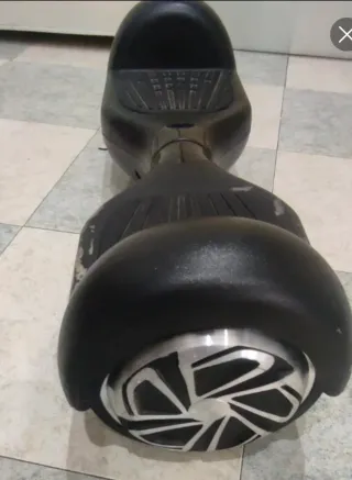 Patinete eléctrico negro