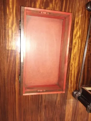 Vitrina madera cristal