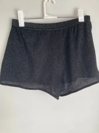 Shorts negros Mango con brillos