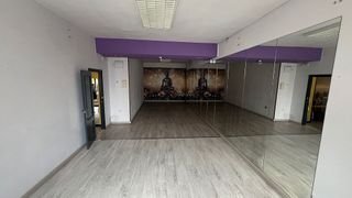 Local comercial en venta en Milán - Pumarín - Teatinos en Oviedo