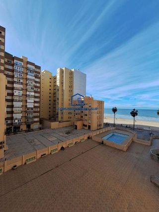 Piso en venta en Cortadura - Zona Franca  en Cádiz