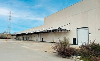 Nave industrial en alquiler en Juan de la Cierva en Getafe
