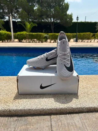 Nike Mercurial Talla 43 EU