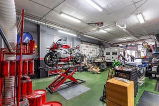 Local comercial en venta en Centro Ciudad - El Carmen en Vélez-Málaga