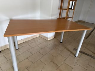 Mesa escritorio madera y acero
