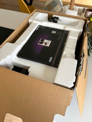 Cafetera Nespresso Lattissima Touch Negra