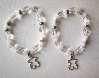 Pulseras con charm de oso y abalorios