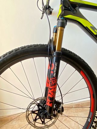Bicicleta Scott Scale 900 WC
