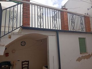 Casa adosada en venta en Belén - San Roque en Jaén