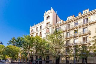 Oficina en alquiler en Almagro en Madrid