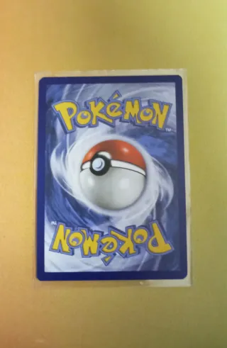 Pikachu Full Art carta Pokemon Celebraciones