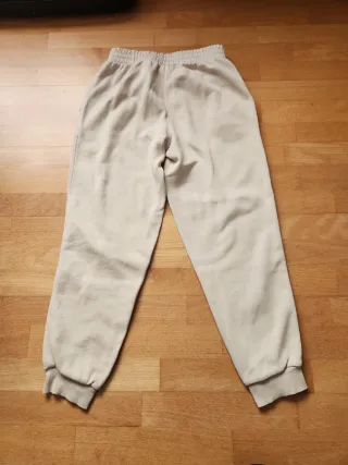 Pack Ropa Nike Beige