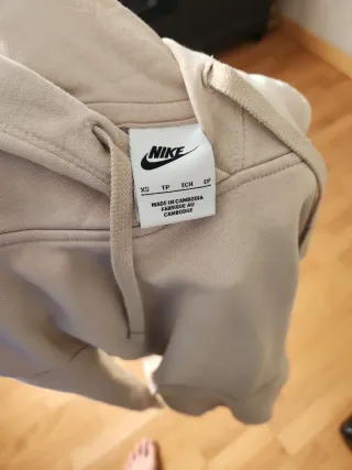 Pack Ropa Nike Beige