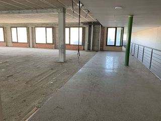 Local comercial en venta en Orcoyen