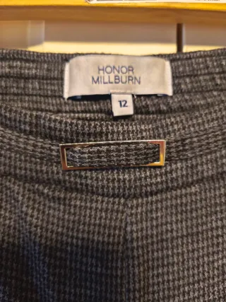 Pantalón de vestir Honor Millburn gris