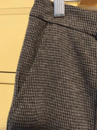 Pantalón de vestir Honor Millburn gris