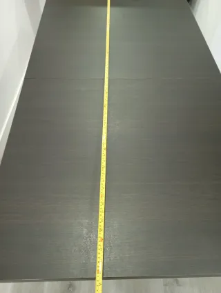 Mesa extensible comedor y 4 sillas madera