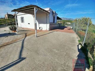 Chalet en venta en Calahonda en Mijas