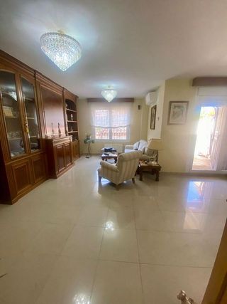 Casa adosada en venta en El Arroyo - La Fuente en Fuenlabrada