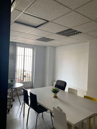 Oficina en alquiler en Legazpi en Madrid