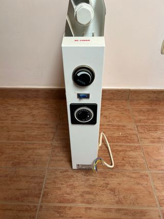 Radiador Eléctrico ACESOL AP-5 550W