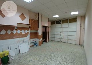 Local comercial en venta en San Ildefonso - Catedral en Jaén