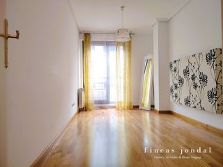 Piso en venta en Lardero