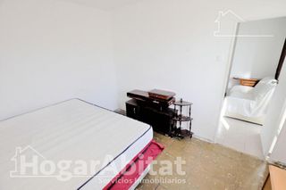 Piso en venta en La FontSanta en Valencia
