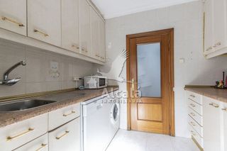 Piso en venta en Reyes Católicos en Alcalá de Henares