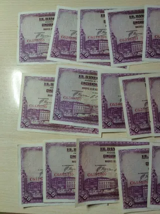 L75* Lote 25 Billetes España 50 Pesetas