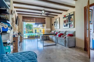 Chalet en venta en Montequinto en Dos Hermanas