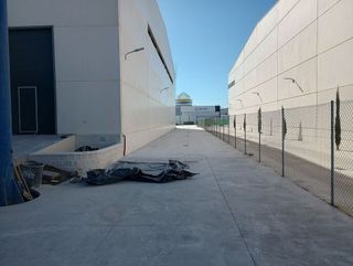 Nave industrial en alquiler en Torreblanca en Sevilla