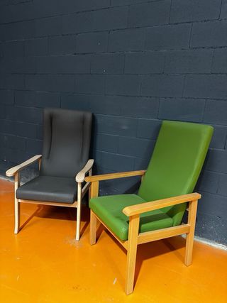 PACK de butacas impermeables para geriatría.