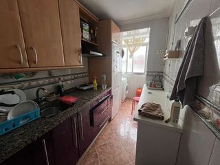 Piso en venta en Parque Alcosa - Jardines del Edén en Sevilla