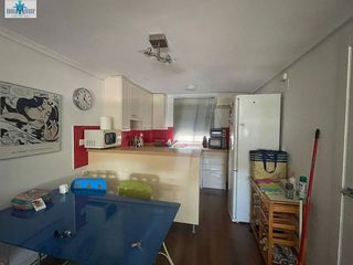 Piso en venta en Hospital - Parque sur en Albacete