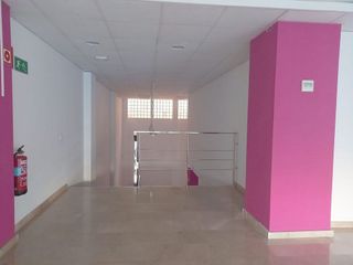 Local comercial en venta en Benalúa en Alicante