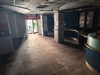 Local comercial en venta en Cuatro Caminos en Santander