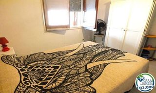 Piso en venta en Salatar en Roses