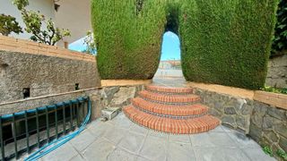 Casa adosada en venta en Zubia (La)