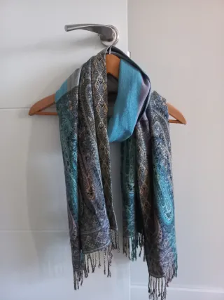 Bufanda pashmina mujer estampado azul lila